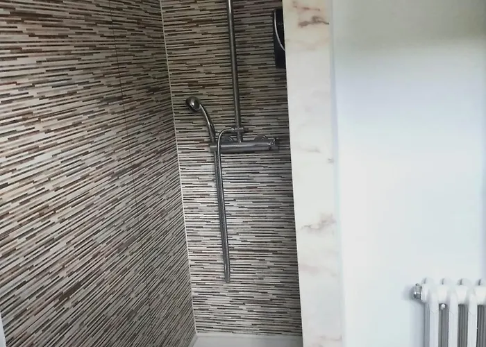 Restaurant Sant Marcal בית הארחה Amer